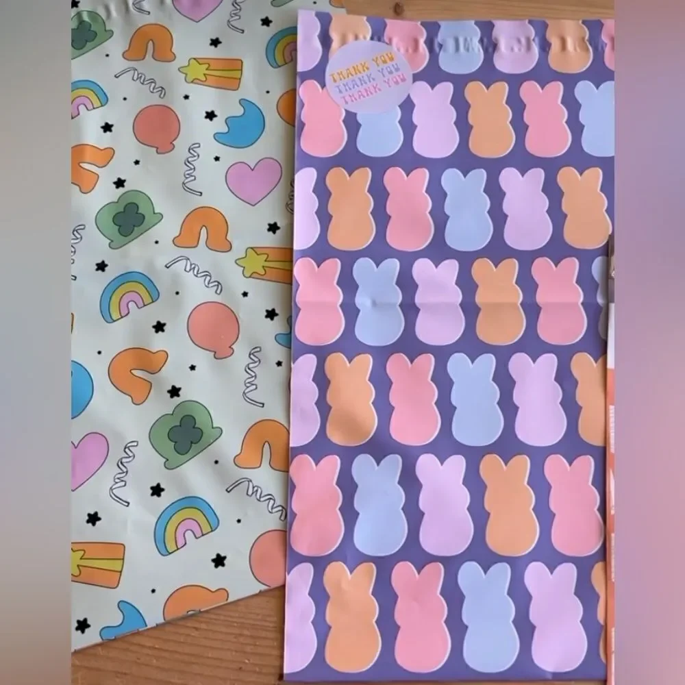 Poly mailers Tissue paper Insert cards stickers